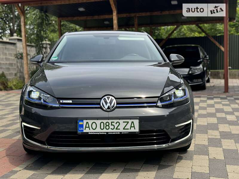 Хетчбек Volkswagen e-Golf 2019 в Мукачевому