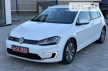 Volkswagen e-Golf 2015