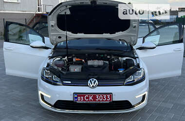 Хэтчбек Volkswagen e-Golf 2015 в Ковеле