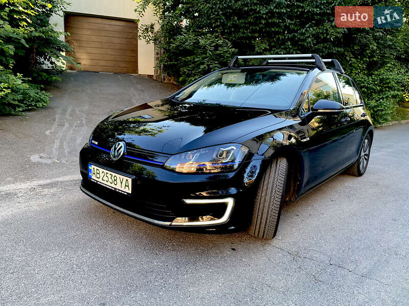 Хэтчбек Volkswagen e-Golf 2014 в Виннице фото 18 Хэтчбек Volkswagen e-Golf 2014 в Виннице