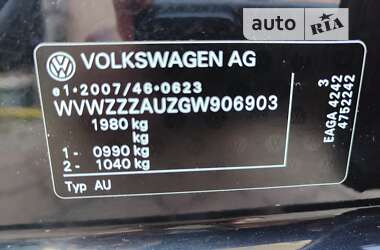 Хэтчбек Volkswagen e-Golf 2015 в 