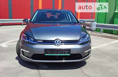 Хэтчбек Volkswagen e-Golf 2018 в Киеве