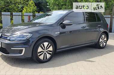 Хетчбек Volkswagen e-Golf 2018 в Ужгороді