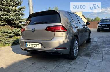 Хетчбек Volkswagen e-Golf 2017 в Києві