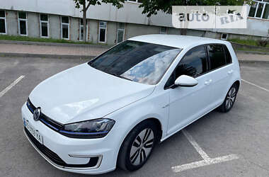 Хэтчбек Volkswagen e-Golf 2014 в Ужгороде