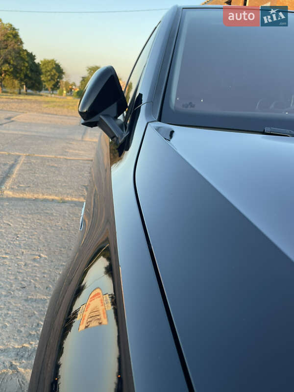 Хетчбек Volkswagen e-Golf 2018 в Павлограді