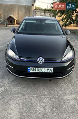 Хэтчбек Volkswagen e-Golf 2014 в Сумах