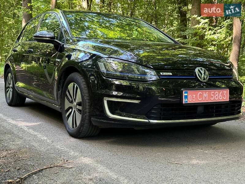 Хэтчбек Volkswagen e-Golf 2015 в Луцке