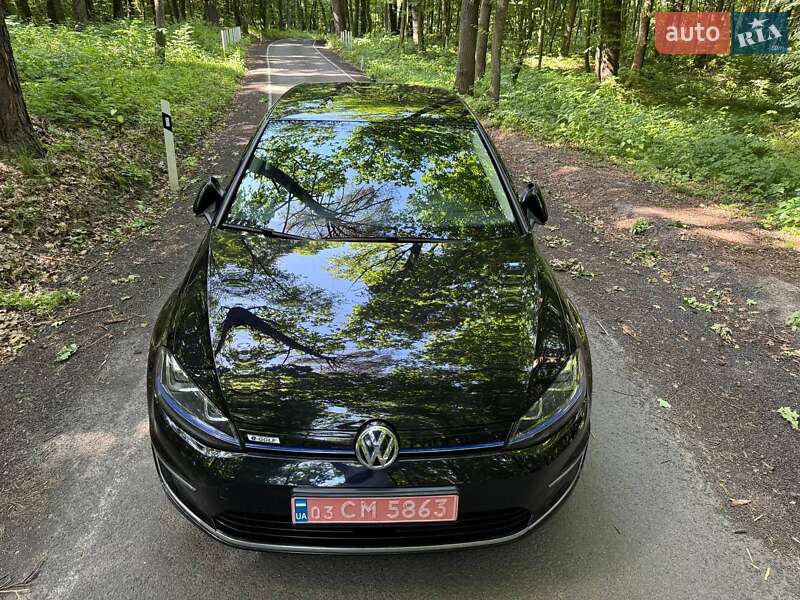 Хэтчбек Volkswagen e-Golf 2015 в Луцке