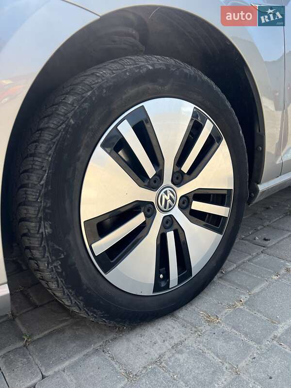 Хэтчбек Volkswagen e-Golf 2018 в Ковеле фото 4 Хэтчбек Volkswagen e-Golf 2018 в Ковеле