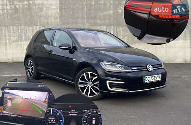 Хетчбек Volkswagen e-Golf 2019 в 
