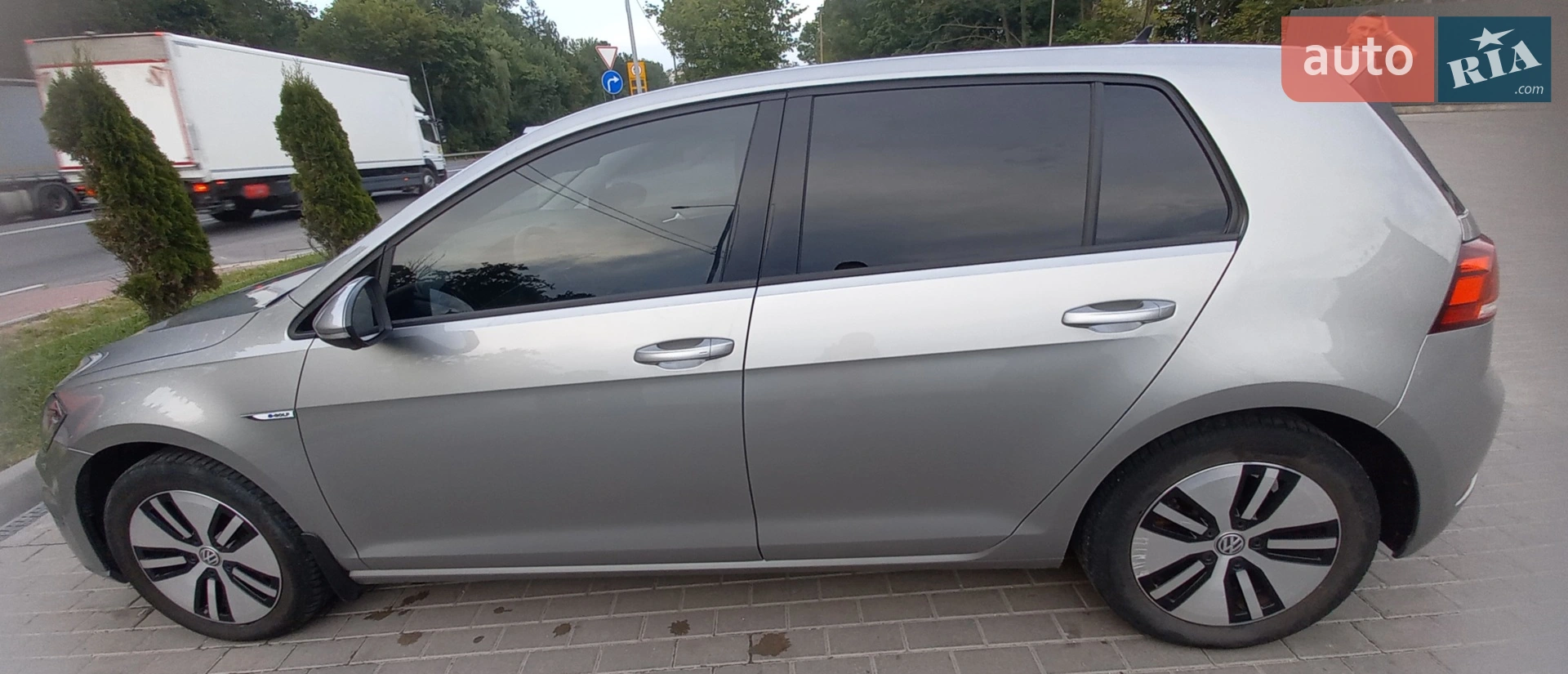 2017 Volkswagen Golf - мініатюра 9
