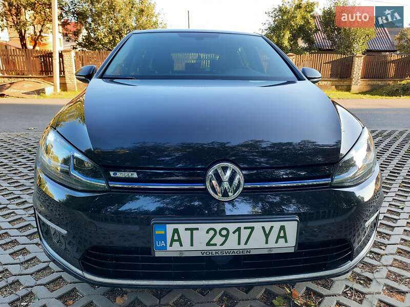 Хэтчбек Volkswagen e-Golf 2018 в Ивано-Франковске