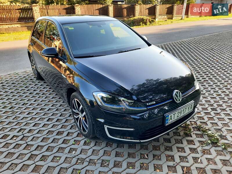 Хэтчбек Volkswagen e-Golf 2018 в Ивано-Франковске