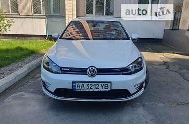 Хетчбек Volkswagen e-Golf 2019 в Києві