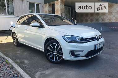 Volkswagen e-Golf 2019