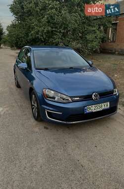 Volkswagen e-Golf 2016