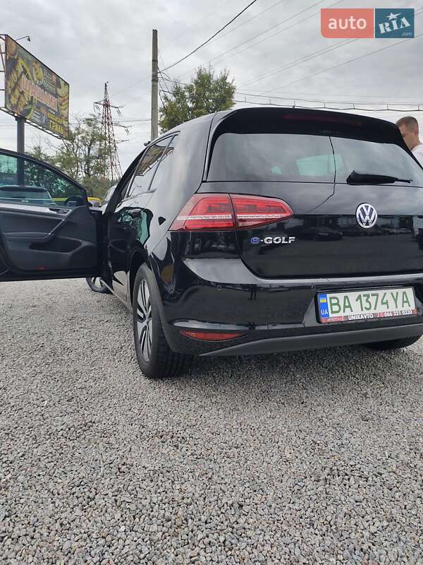 Хетчбек Volkswagen e-Golf 2014 в Кропивницькому