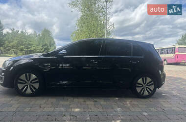 Volkswagen e-Golf 2015