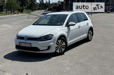 Volkswagen e-Golf 2015