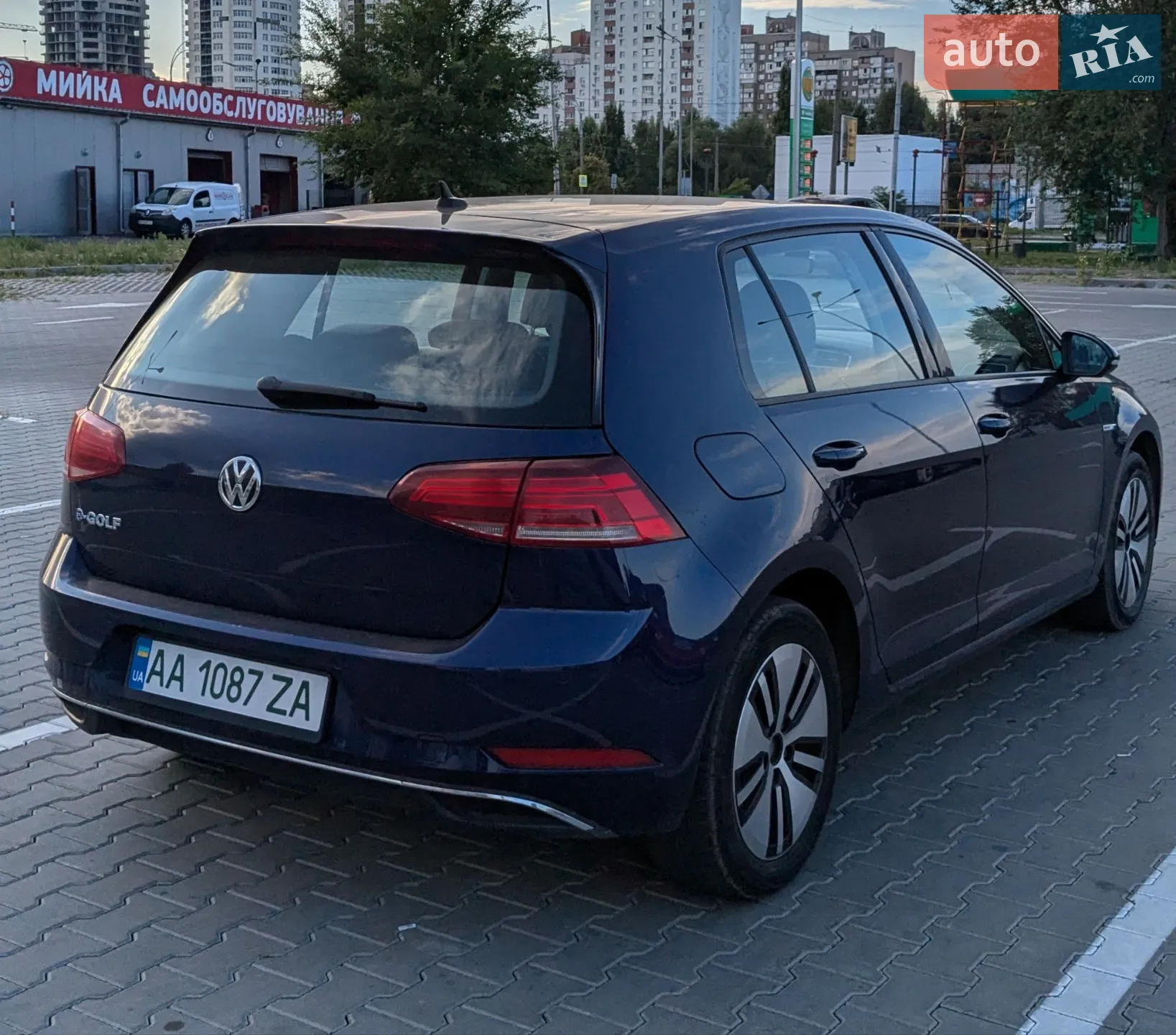 2017 Volkswagen Golf - мініатюра 4