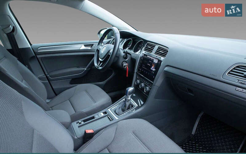 Хэтчбек Volkswagen e-Golf 2018 в Харькове фото 2 Хэтчбек Volkswagen e-Golf 2018 в Харькове