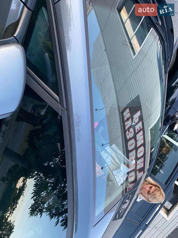 Хэтчбек Volkswagen e-Golf 2018 в Харькове фото 15 Хэтчбек Volkswagen e-Golf 2018 в Харькове