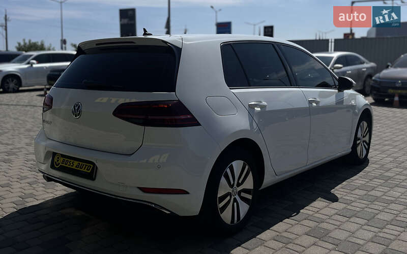 Хетчбек Volkswagen e-Golf 2017 в Мукачевому