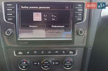 Хетчбек Volkswagen e-Golf 2014 в Житомирі