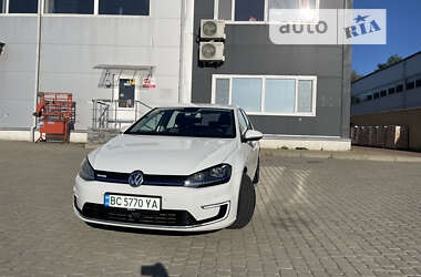 Хэтчбек Volkswagen e-Golf 2014 в Львове