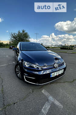 Volkswagen e-Golf 2016