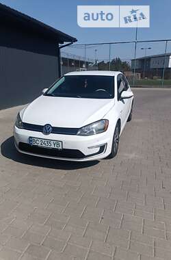 Хетчбек Volkswagen e-Golf 2014 в Львові