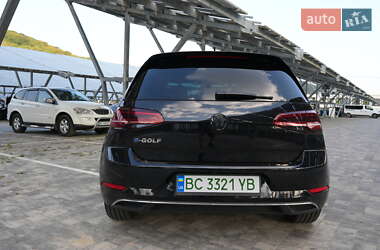 Хэтчбек Volkswagen e-Golf 2018 в 
