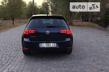 Хэтчбек Volkswagen e-Golf 2015 в Полтаве