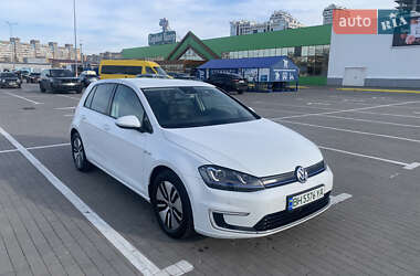 Volkswagen e-Golf 2015