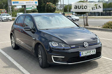 Хетчбек Volkswagen e-Golf 2015 в Софіївській Борщагівці