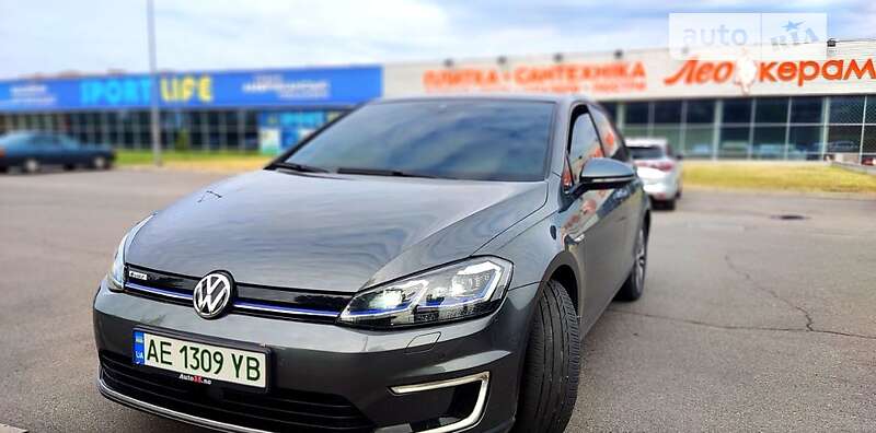 Хэтчбек Volkswagen e-Golf 2017 в Кривом Роге