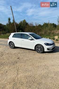 Хэтчбек Volkswagen e-Golf 2020 в Дрогобыче