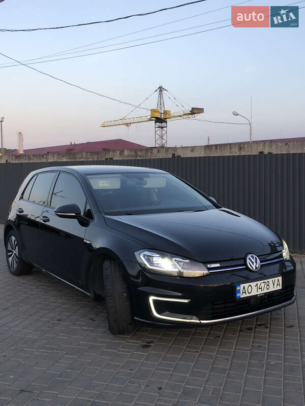 Хетчбек Volkswagen e-Golf 2018 в Мукачевому