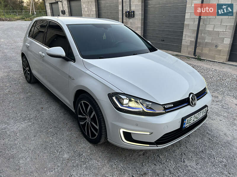 Хетчбек Volkswagen e-Golf 2018 в Кривому Розі