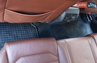 Хэтчбек Volkswagen e-Golf 2014 в 