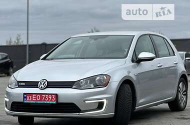 Хэтчбек Volkswagen e-Golf 2015 в Львове