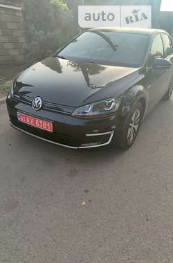 Хэтчбек Volkswagen e-Golf 2015 в Кривом Роге