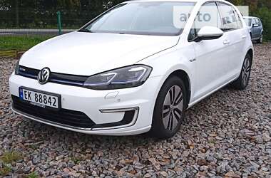 Хэтчбек Volkswagen e-Golf 2018 в Городке