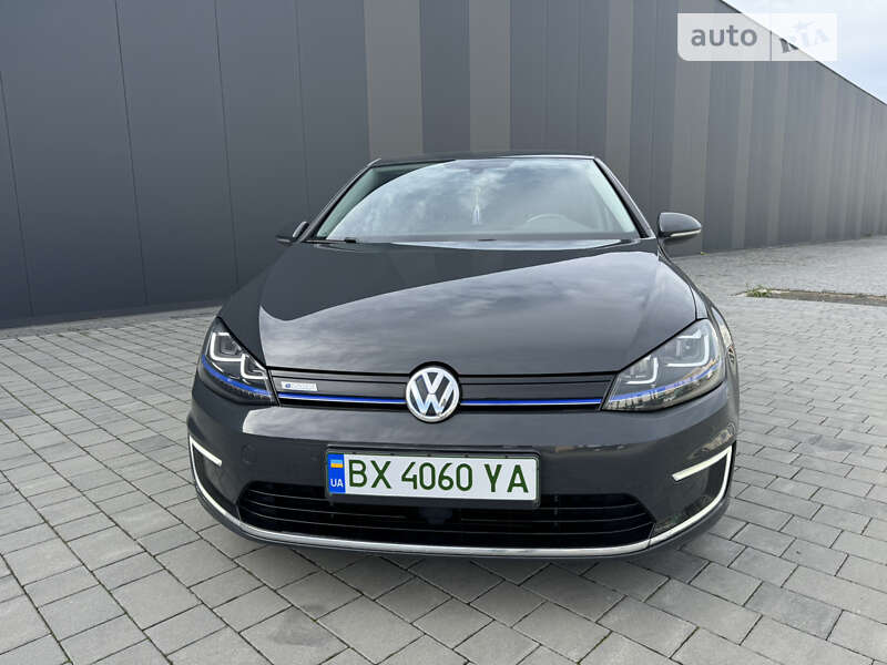 Хэтчбек Volkswagen e-Golf 2015 в Хмельницком