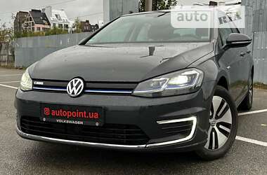 Хетчбек Volkswagen e-Golf 2020 в Білогородці