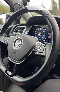 Хетчбек Volkswagen e-Golf 2020 в Хмельницькому