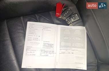Хэтчбек Volkswagen e-Golf 2015 в 