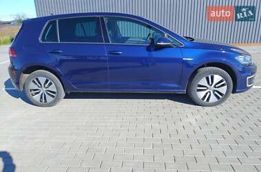 Хетчбек Volkswagen e-Golf 2017 в Луцьку