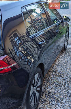 Хэтчбек Volkswagen e-Golf 2014 в Ивано-Франковске